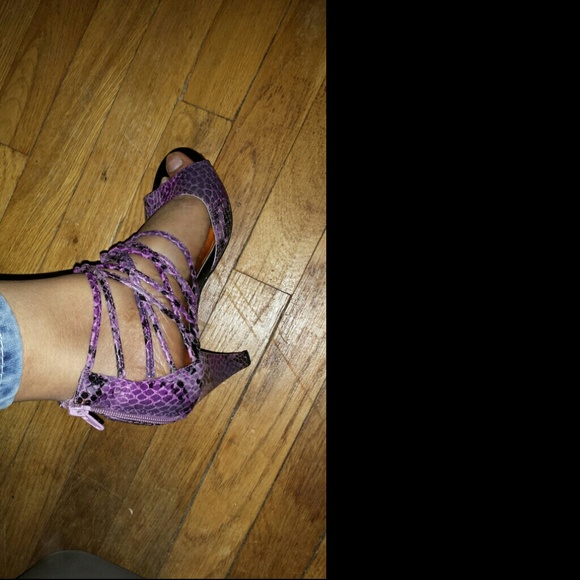 Purple and Black snake skin shoes! - Picture 1 of 1