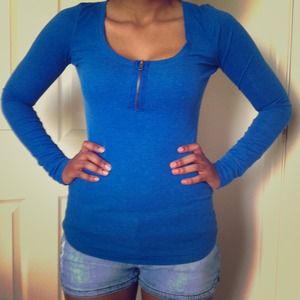 VS PINK longsleeve shirt.