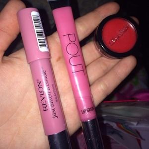 Lip Gloss Bundle💄💄💄VS Pout, Revlon, CHAP Stick