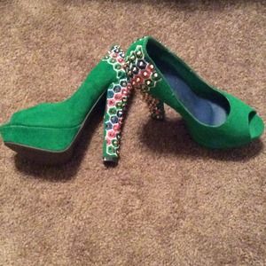Spike peep toe heel