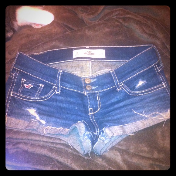 Hollister shorts! :)