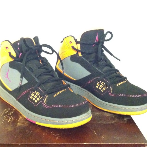 SOLD - Picture 2 of 4