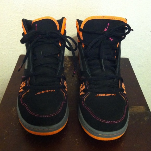 SOLD - Picture 3 of 4