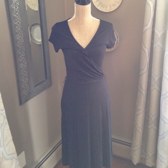Super soft black casual dress!