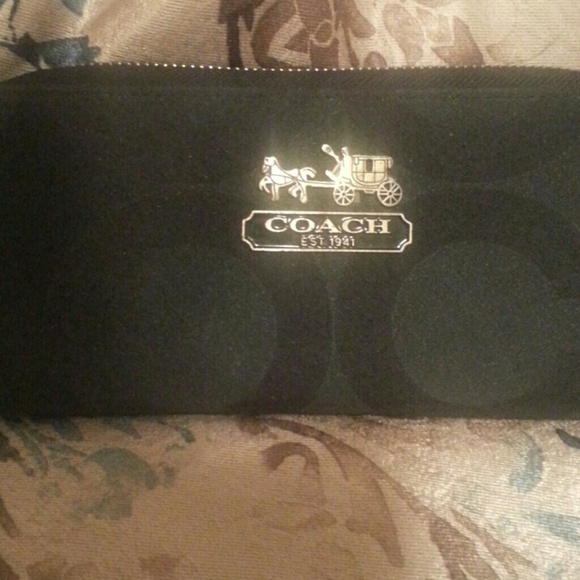 Wallet - Picture 2 of 4