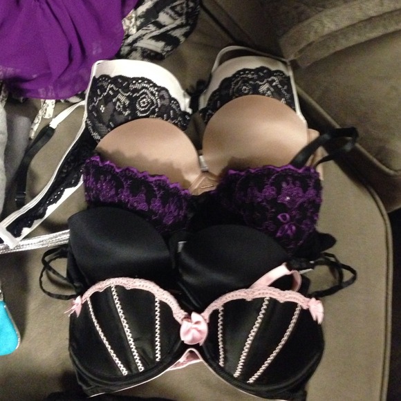 Bundle of bras ALL for sale *5