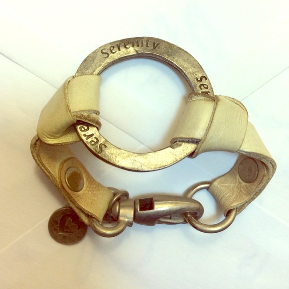 White leather/silver "serenity" bracelet