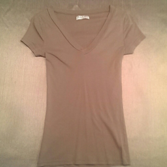 Michael Stars v-neck t-shirt
