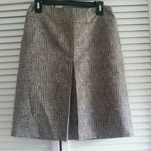Beautiful Ann Taylor Business to Casual Skirt