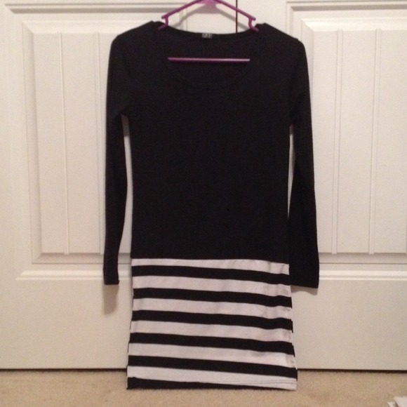 *BUNDLED*NWT Black dress - Picture 3 of 3