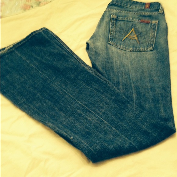 Jeans - Picture 1 of 1