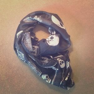H&M Navy and White Skull Scarf
