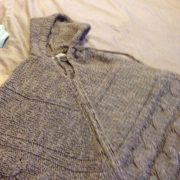 Loft Poncho