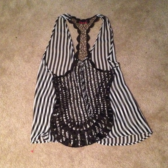 Black & White stripped sheer top - Picture 2 of 2