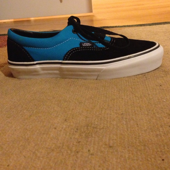 Vans - Blue with black suede accents - Picture 3 of 3