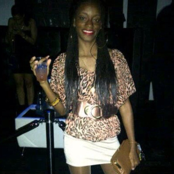 Peach leopard print drape shirt - Picture 3 of 3