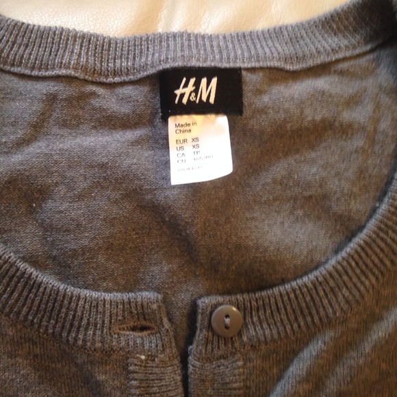 H&M cartigan - Picture 2 of 3