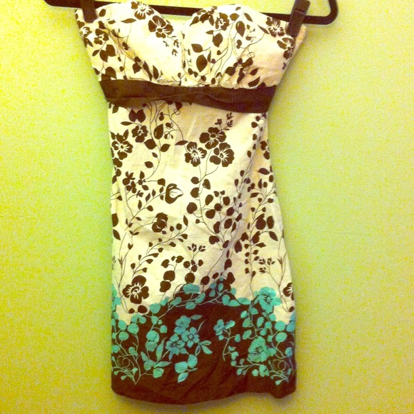 Cute strapless Charlotte R. Dress!