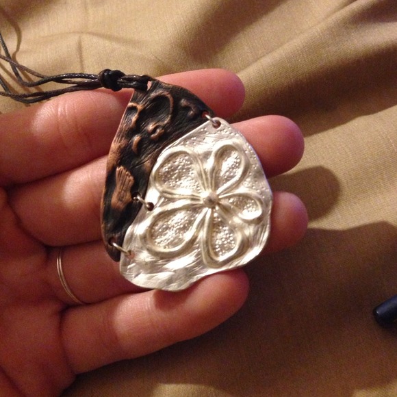 Matching Necklace and Earring Set - Picture 2 of 3