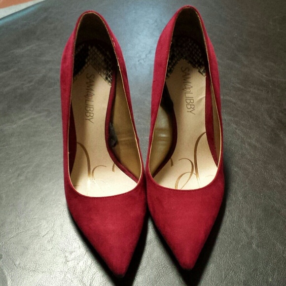 Sam & Libby Red suede high heels 4".