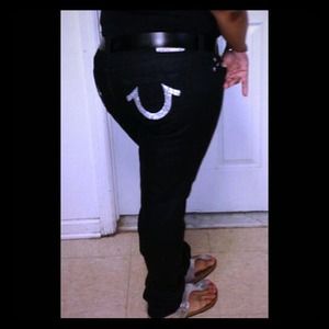 Authentic True Religion Black jean w/silver logo