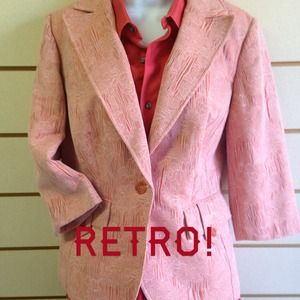 Beautiful retro coral/pink blazer🎀