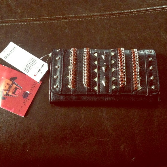 nicole lee Clutches & Wallets - Clutch