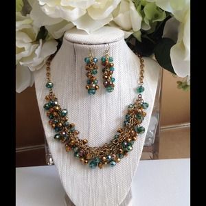 Iridescent Turquoise and bronze jewelry set