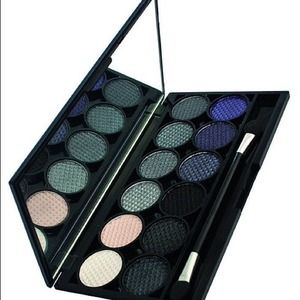 SLEEK I DIVINE 12 Eyeshadow Palette
