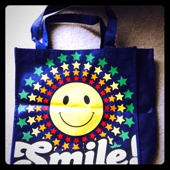 😃Smile! Bag!(: