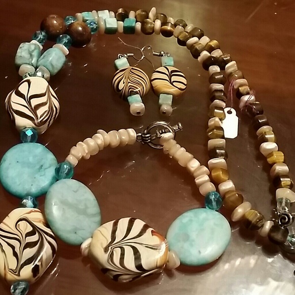 Necklace, earrings, bracelet!