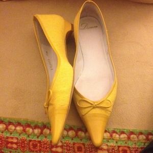 Yellow flats