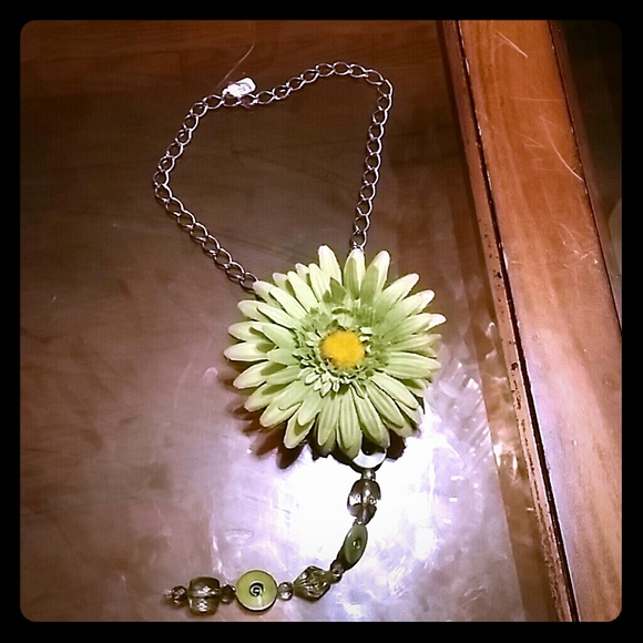 Flower Necklace