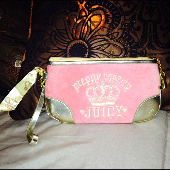 Juicy Couture "preppy royalty" wristlet