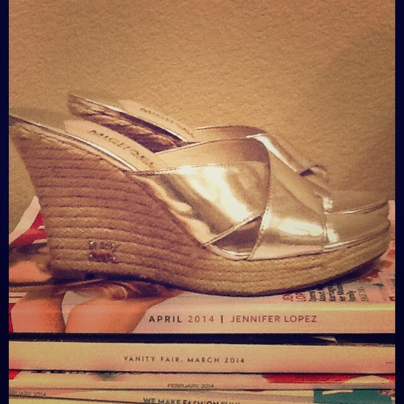Wedge sandals
