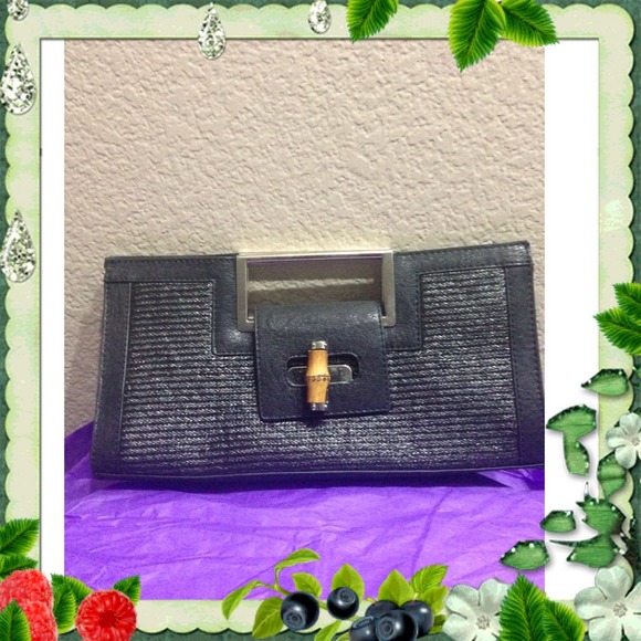🎉Donated🎉Fun Nite Out Clutch :)