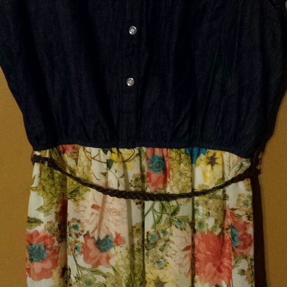 Cute Spring Dress - Picture 3 of 3