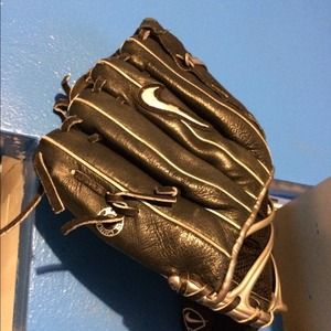 Nike Baseball Mitt/Glove