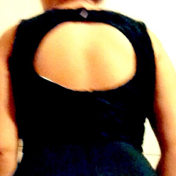 Black dress - Picture 2 of 2