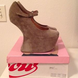 Jeffrey Campbell Taupe Night Walk Size 8-Brand New