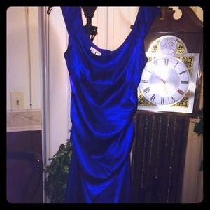 (💢SOLD💢) Royal blue midi dress. Size 8.