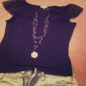 URBAN OUTFITTERS black tank with lace cap sleeves