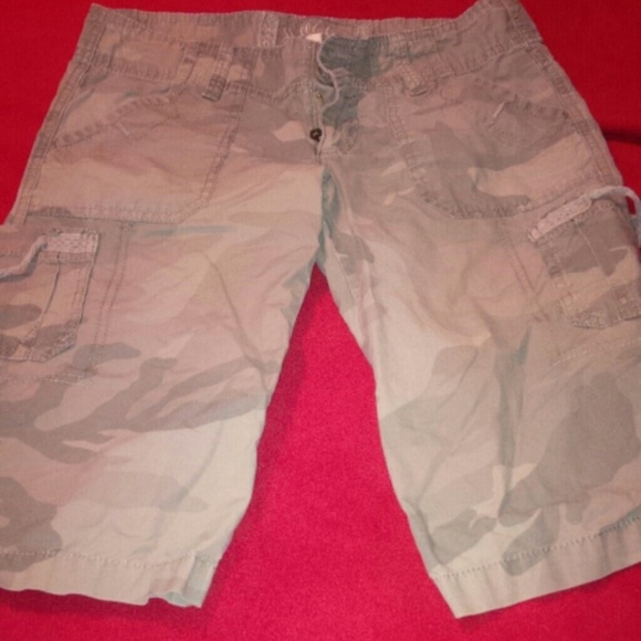 Hollister camp cargo shorts