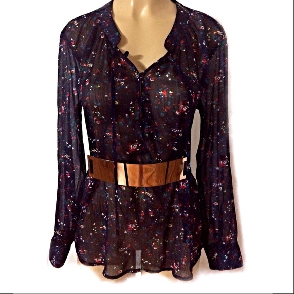 🚫Sold🚫Long Sleeve chiffon floral black top