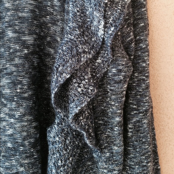 Sweater - Picture 4 of 4