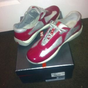 Size 6 prada sneakers