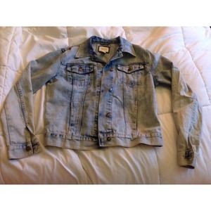 Oversized Lightwash Denim Jacket