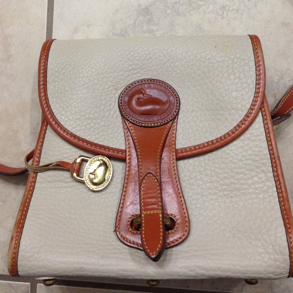 Dooney  & Burke bag - Picture 2 of 6