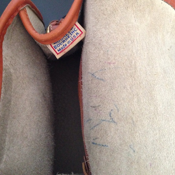 Dooney  & Burke bag - Picture 3 of 6