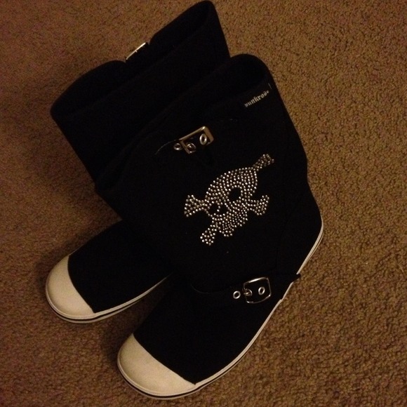 punkrose Shoes - Black 'Punkrose' with skull detail punkrose Shoes - Black 'Punkrose' with skull detail